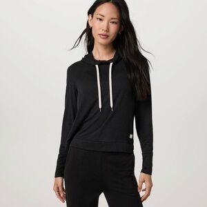 Vuori Women's Black Halo Essential Hoodie